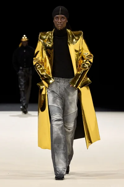 Look 47
